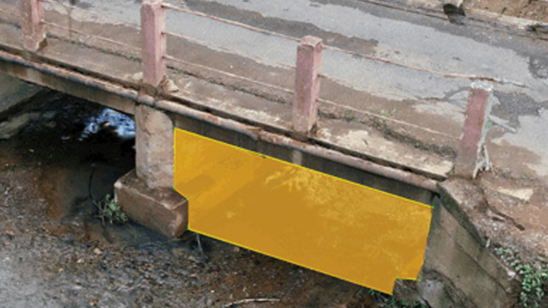 EWP – Obstructions / Debris Removal Thumbnail