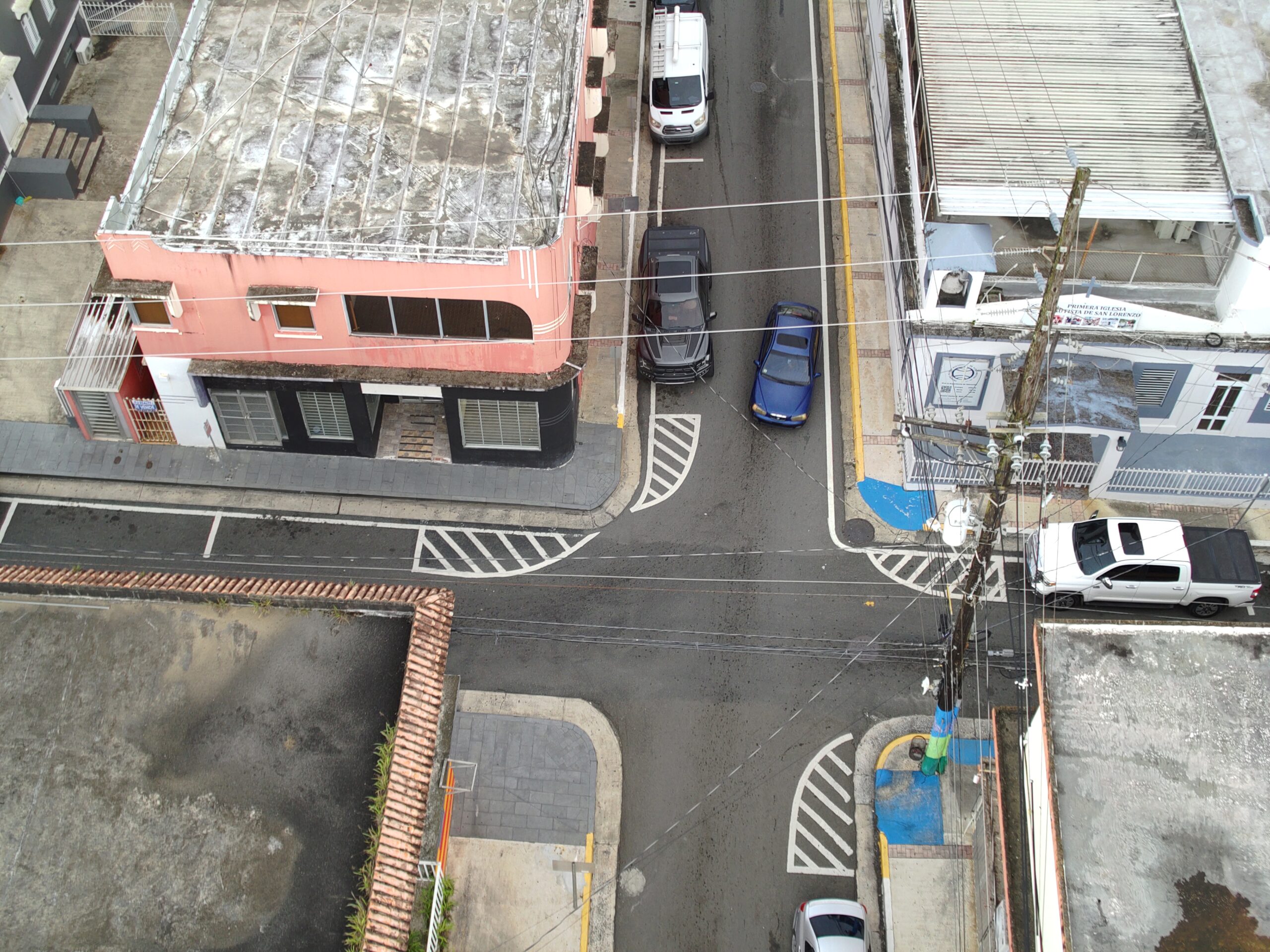 Aerial view of a San Lorenzo downtown intersection.