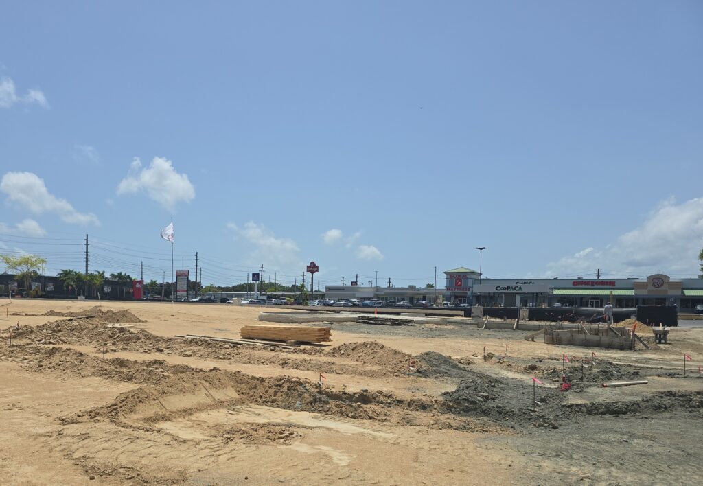 Monte Real Plaza – Site Development For Future Commercial Buildings Monte Real Plaza – Site Development For Future Commercial Buildings